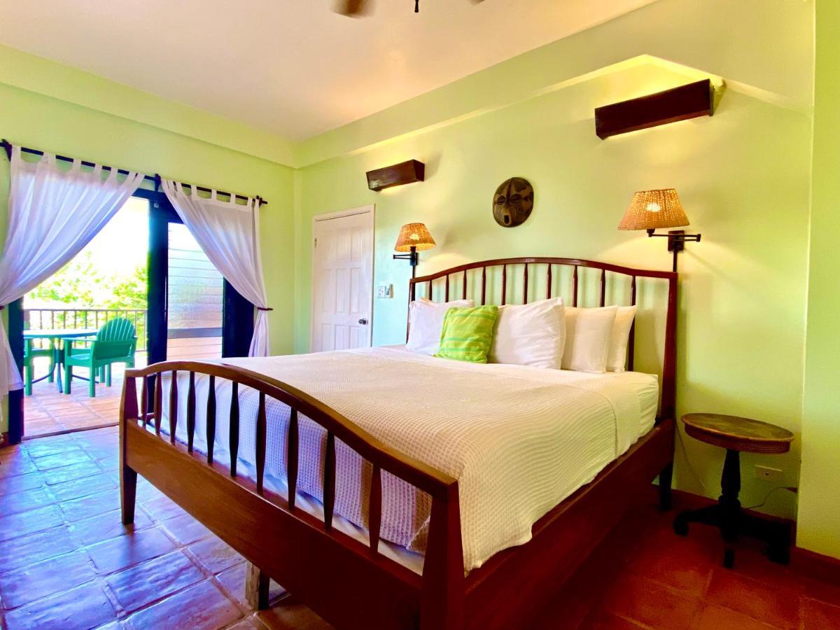 Tranquility Beach Suites Placencia Esterno foto